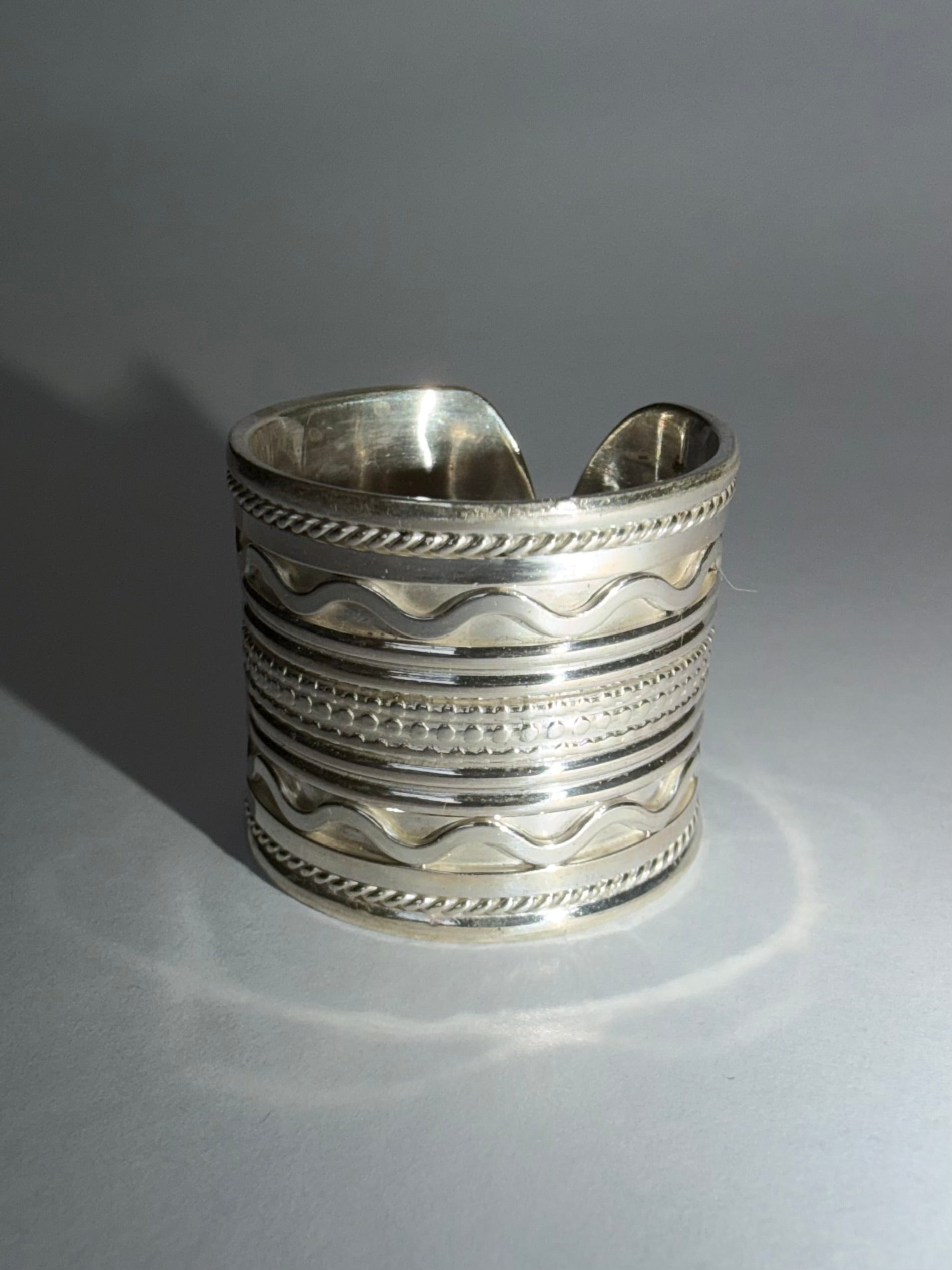 Wave Cuff