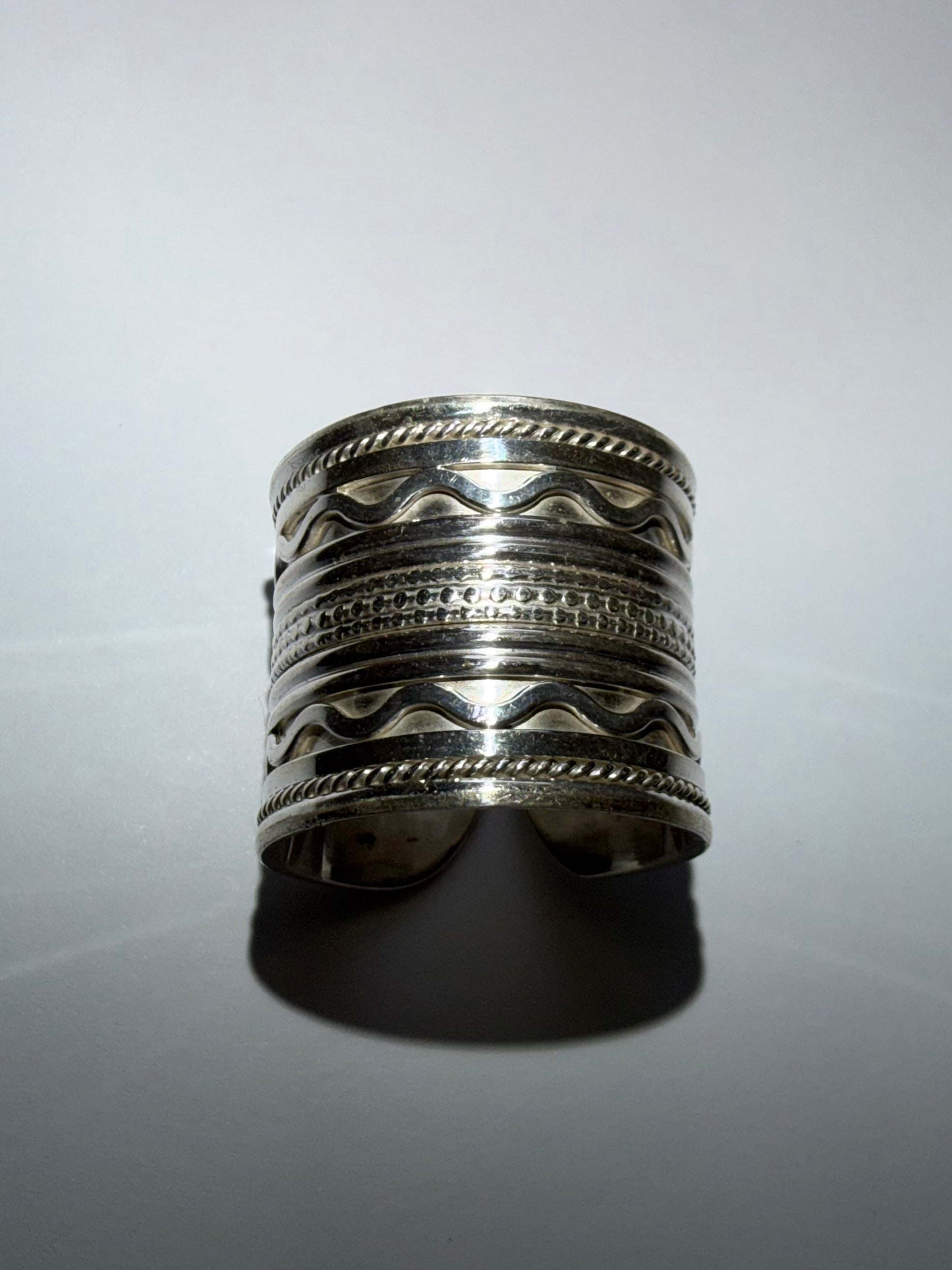 Wave Cuff